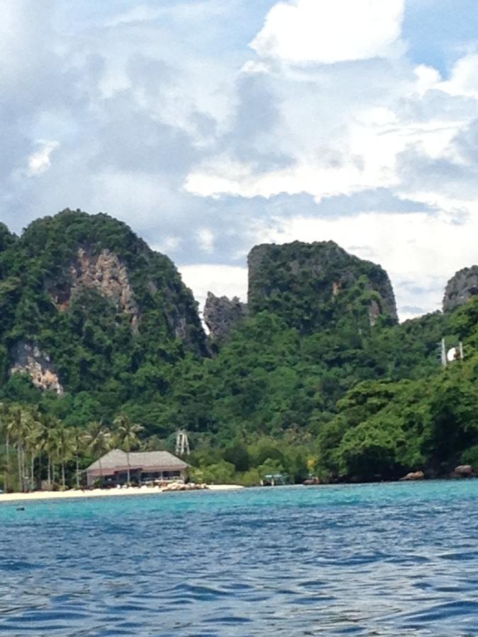 Phi Phi Sea And Hill Resort Екстериор снимка