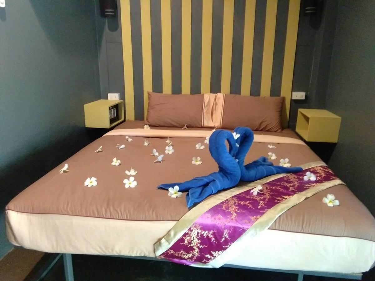 Phi Phi Sea And Hill Resort Екстериор снимка