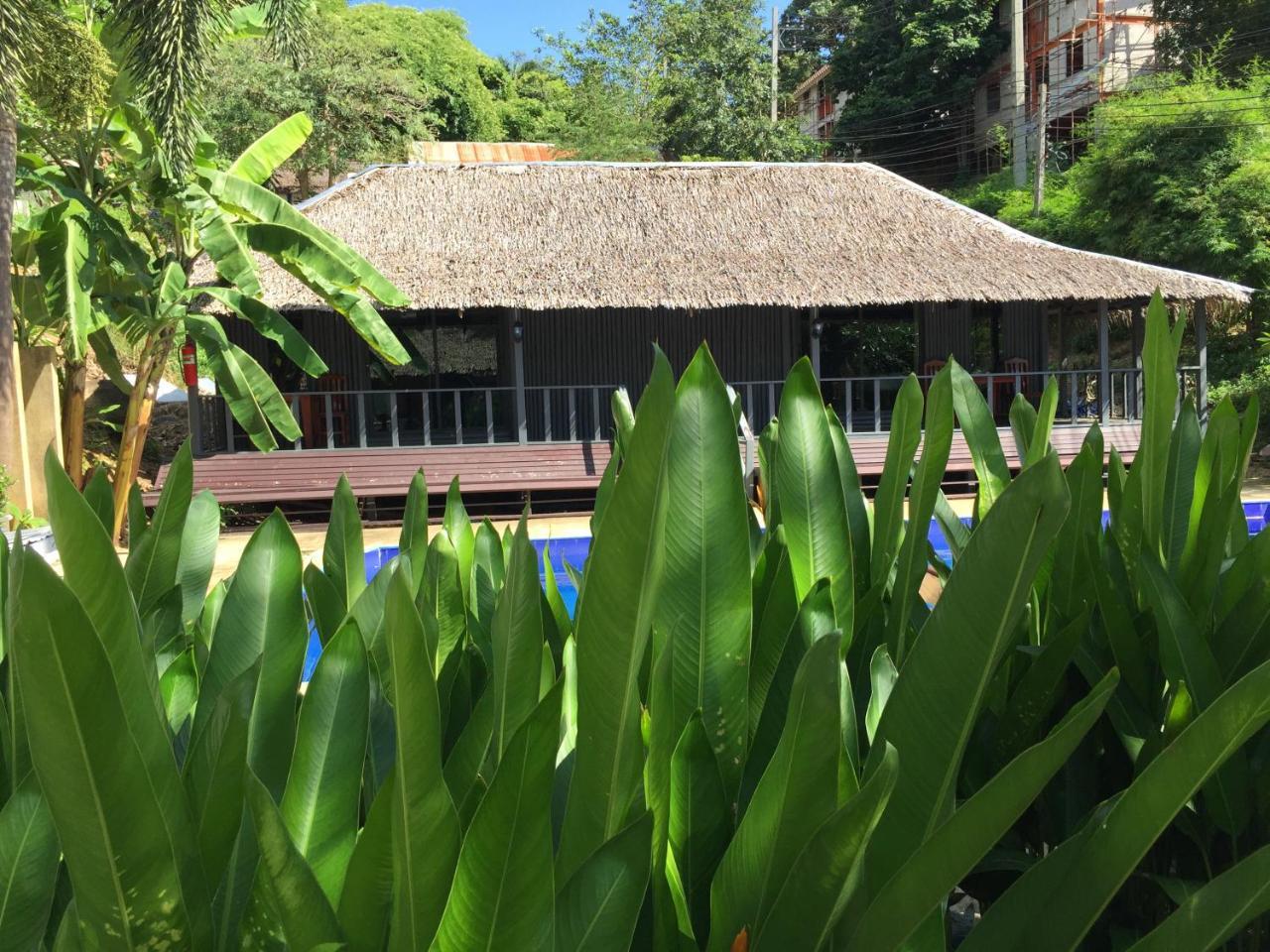 Phi Phi Sea And Hill Resort Екстериор снимка
