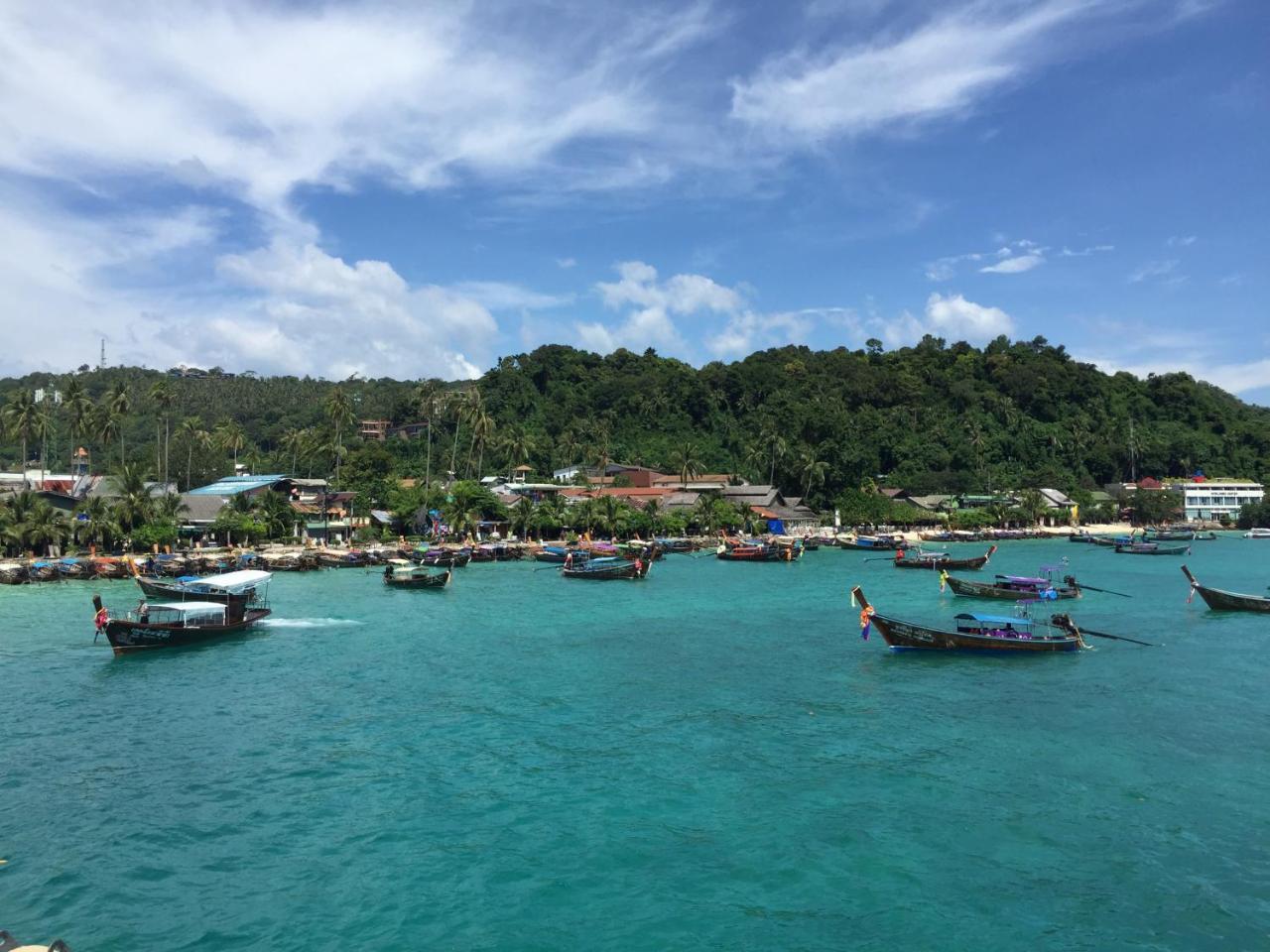 Phi Phi Sea And Hill Resort Екстериор снимка