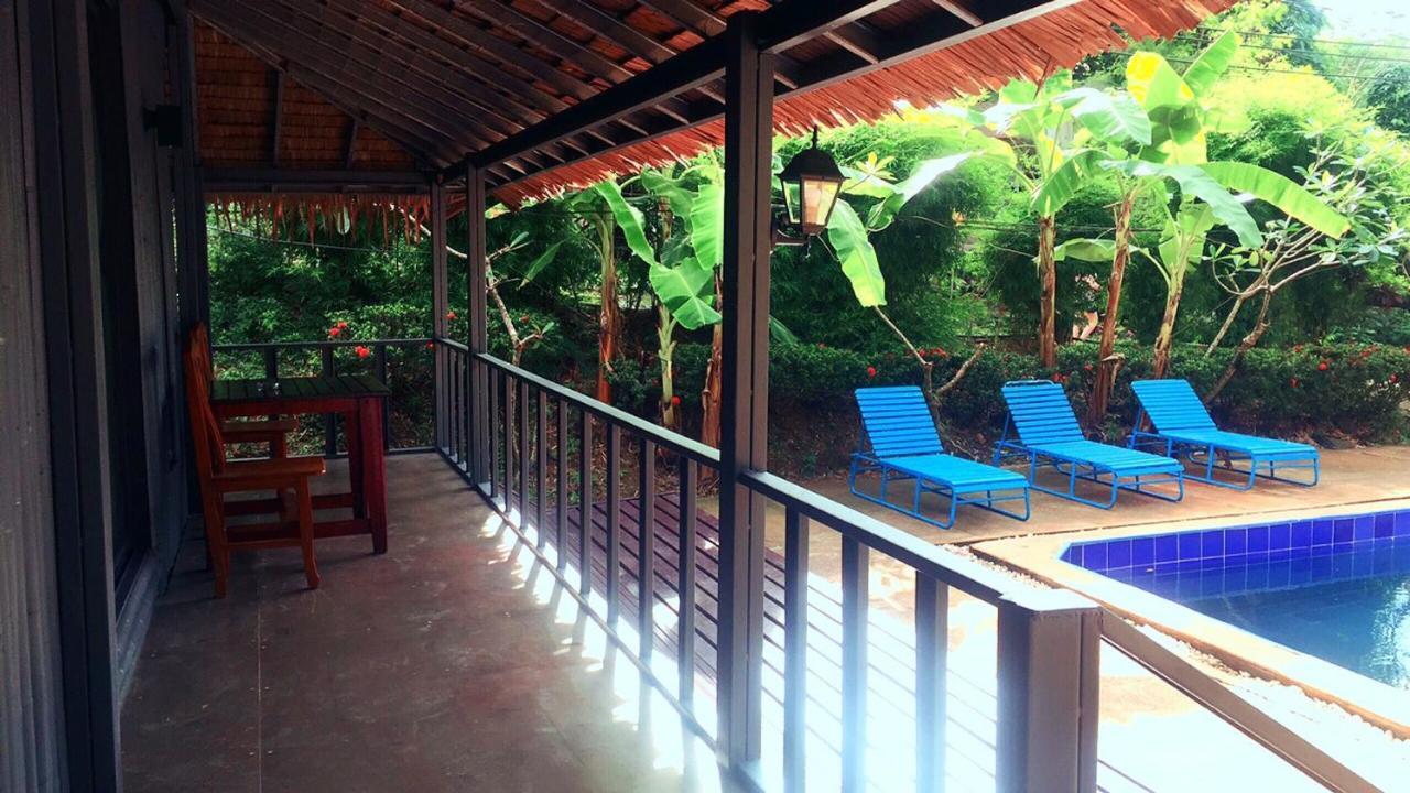 Phi Phi Sea And Hill Resort Екстериор снимка