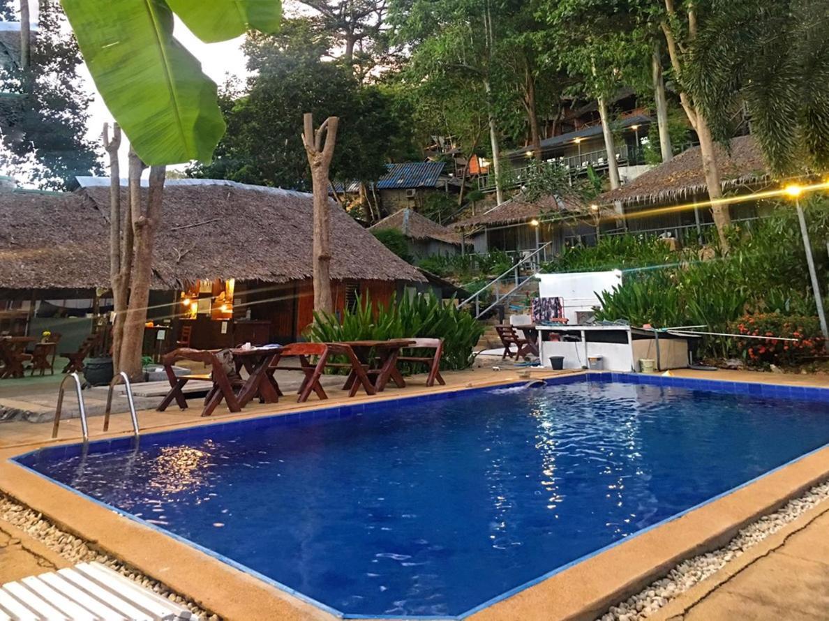Phi Phi Sea And Hill Resort Екстериор снимка